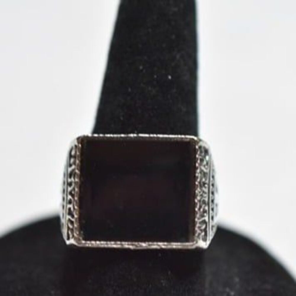 NWT Black Enamel Inlay  Engraved Silver Tone Band Size 9 Retro Statement Ring